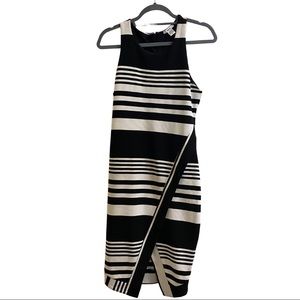 Barlll Sleeveless B&W  Fitted Dress M